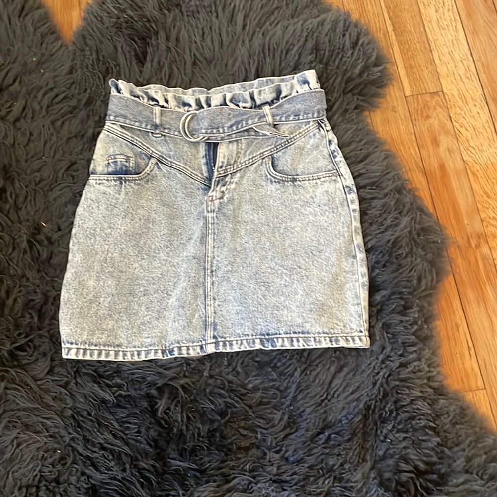 European sized 32 Jean skirt.